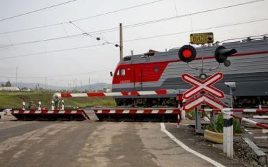 Октябрьская железная дорога готовится к ремонту железнодорожных переездов
